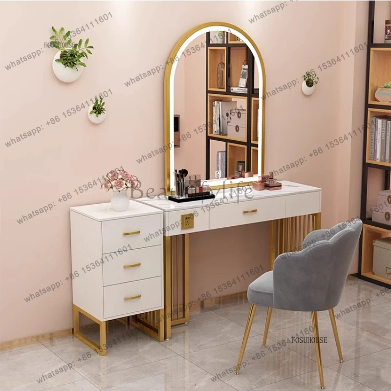طاولة تجميل احترافية X4 للمتاج - مراجعة Beauty Makeup Store وسعره