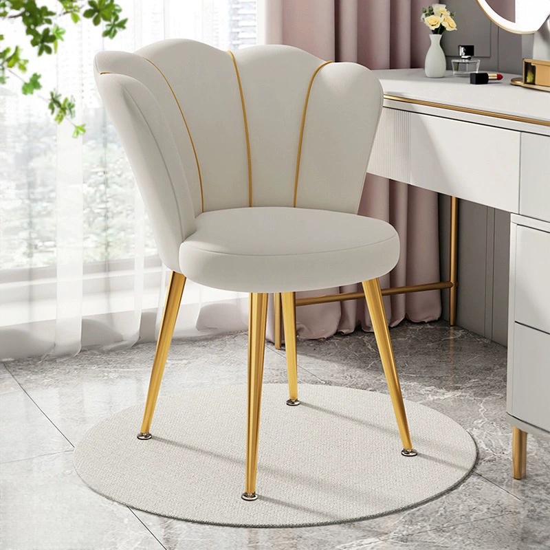 كرسي تزيين بتصميم نورديك، كراس - مراجعة Beauty Makeup Chair وسعره