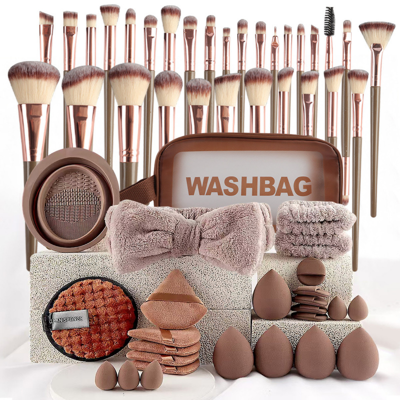 40 قطعة أداة ماكياج الجمال كوم - مراجعة Huda Beauty Makeup Brush Set وسعره