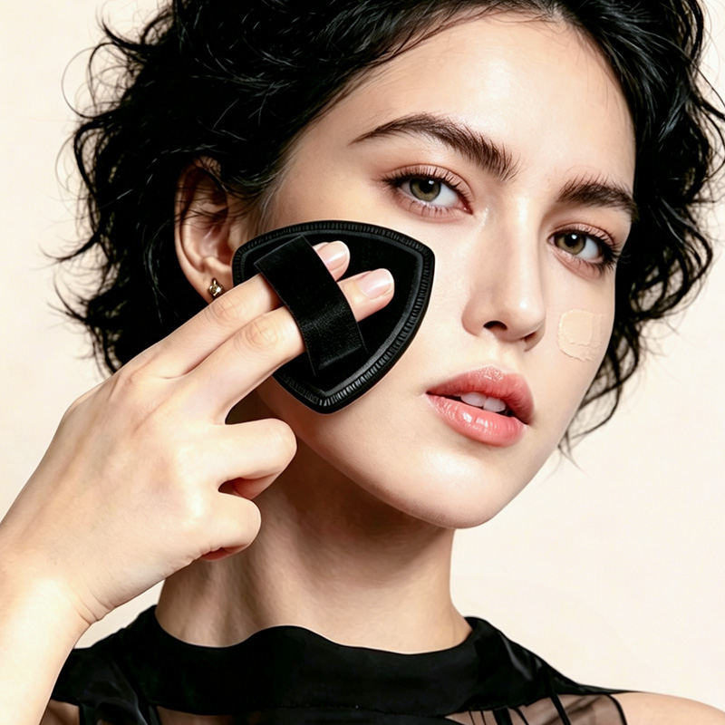 مجموعة فرش أساس مسطحة مع إسفنج - مراجعة Beauty Makeup Palette وسعره