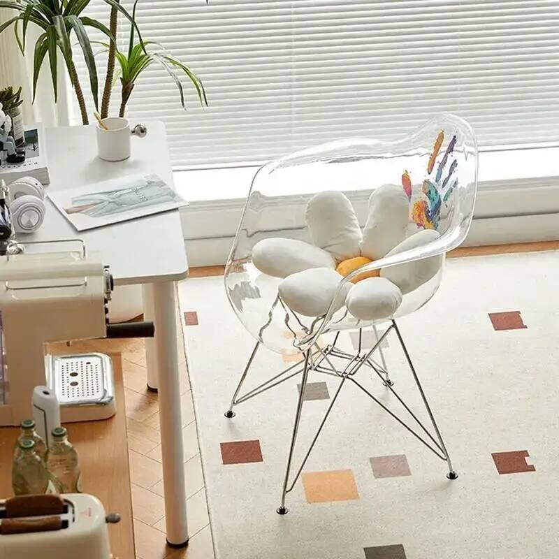 كرسي طعام شفاف بتصميم إبداعي و - مراجعة Beauty Makeup Chair وسعره