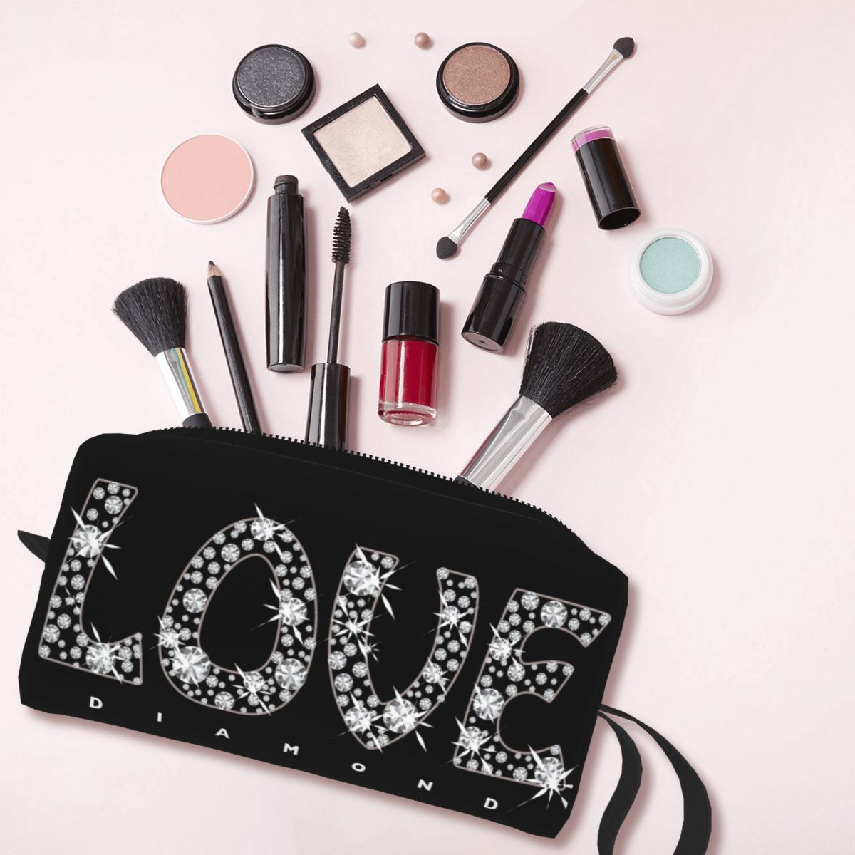 مخصص الحب الماس حقيبة أدوات ال - مراجعة Beauty Love Makeup وسعره